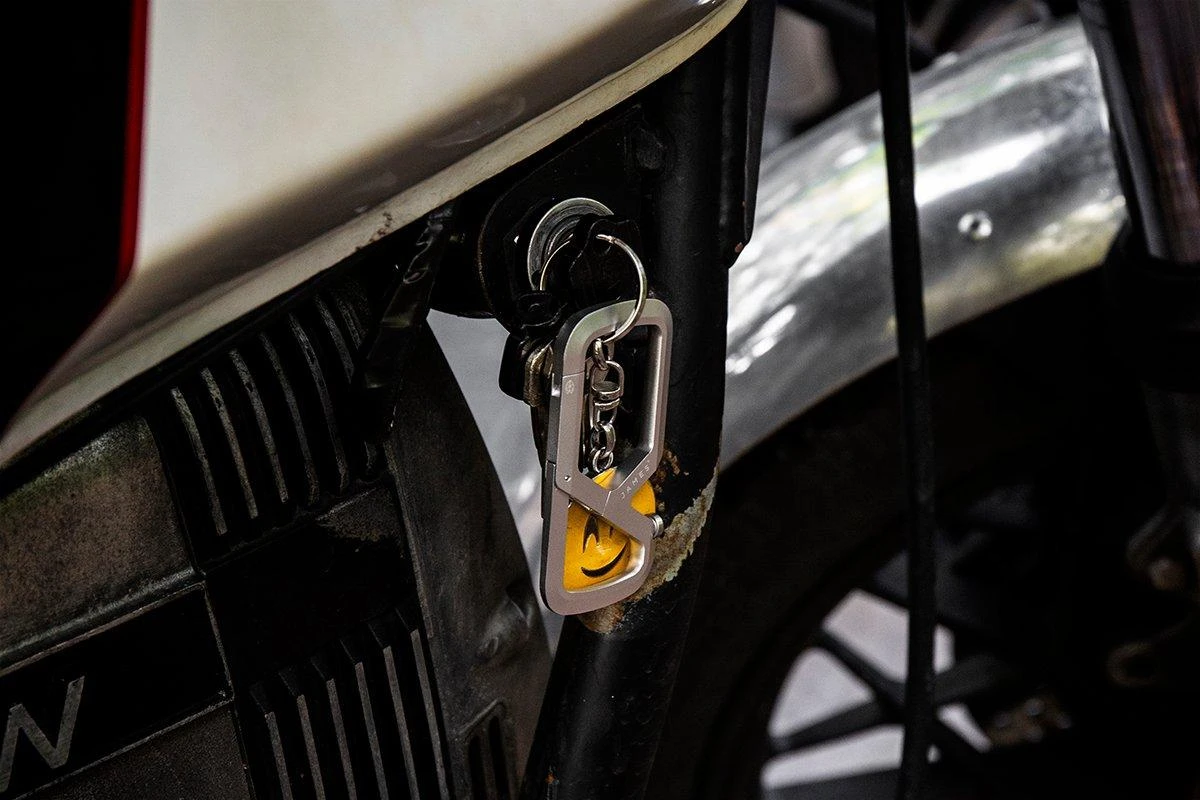 The James Brand Mehlville, Silver, Mousqueton 7 The James Brand Mehlville, Silver, Mousqueton – Image 5