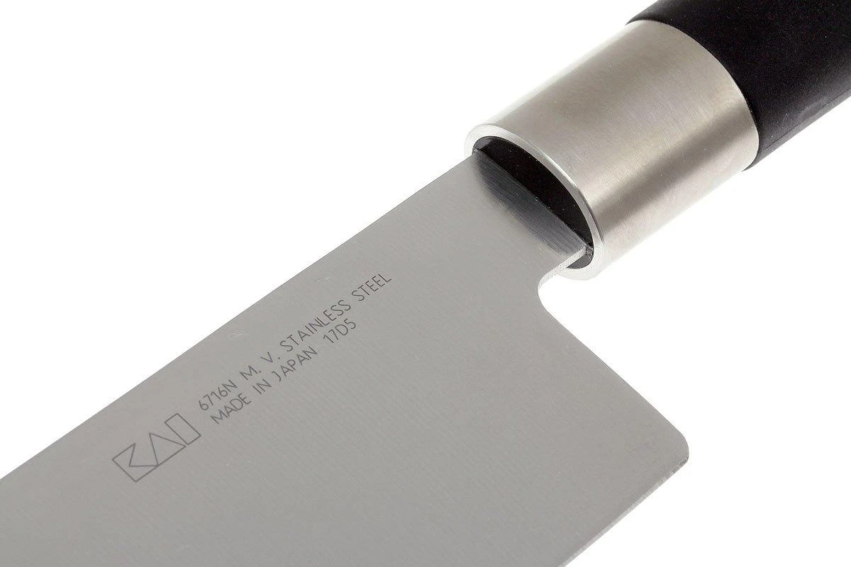 Kai Wasabi Black Nakiri 16.5cm 6716N 4 Kai Wasabi Black Nakiri 16.5cm 6716N – Image 2