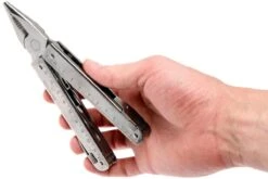 Victorinox SwissTool X Plus 3.0338.L Pince Multifonction, étui En Cuir -Leatherman Soldes VT3 0338 L 05 victorinox swisstool vt3 0338 l 05