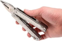 Victorinox SwissTool X Plus 3.0339.L Pince Multifonction Avec Clé à Cliquet, étui En Cuir -Leatherman Soldes VT3 0339 L 06 victorinox vt3 0339 l 06